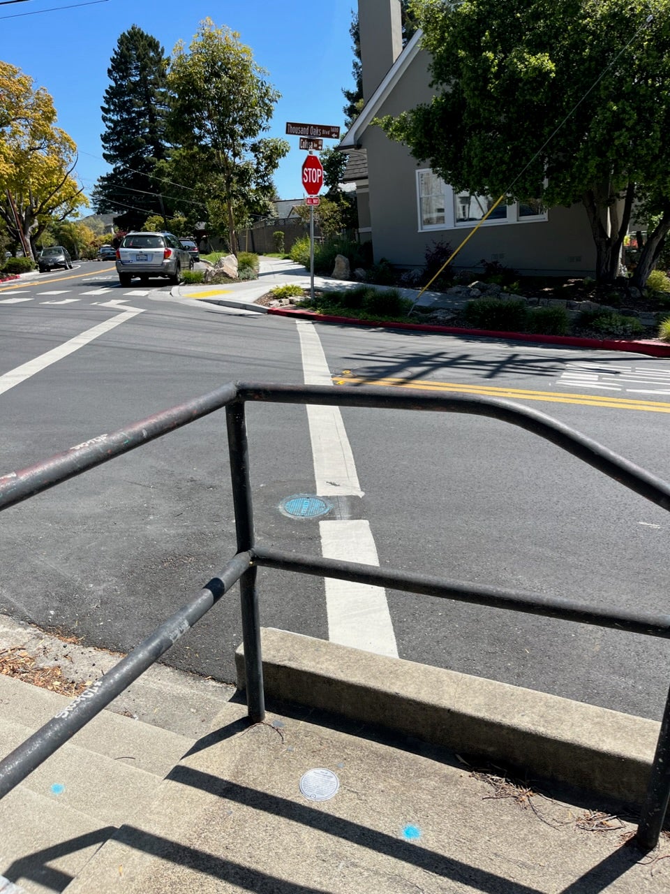 Wide shot photo of location of plaque